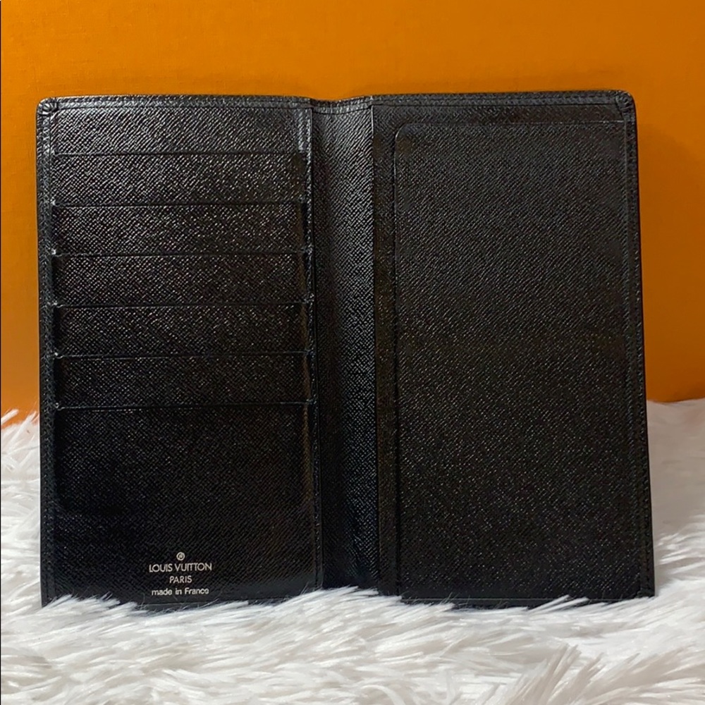 Louis Vuitton Leather Wallet